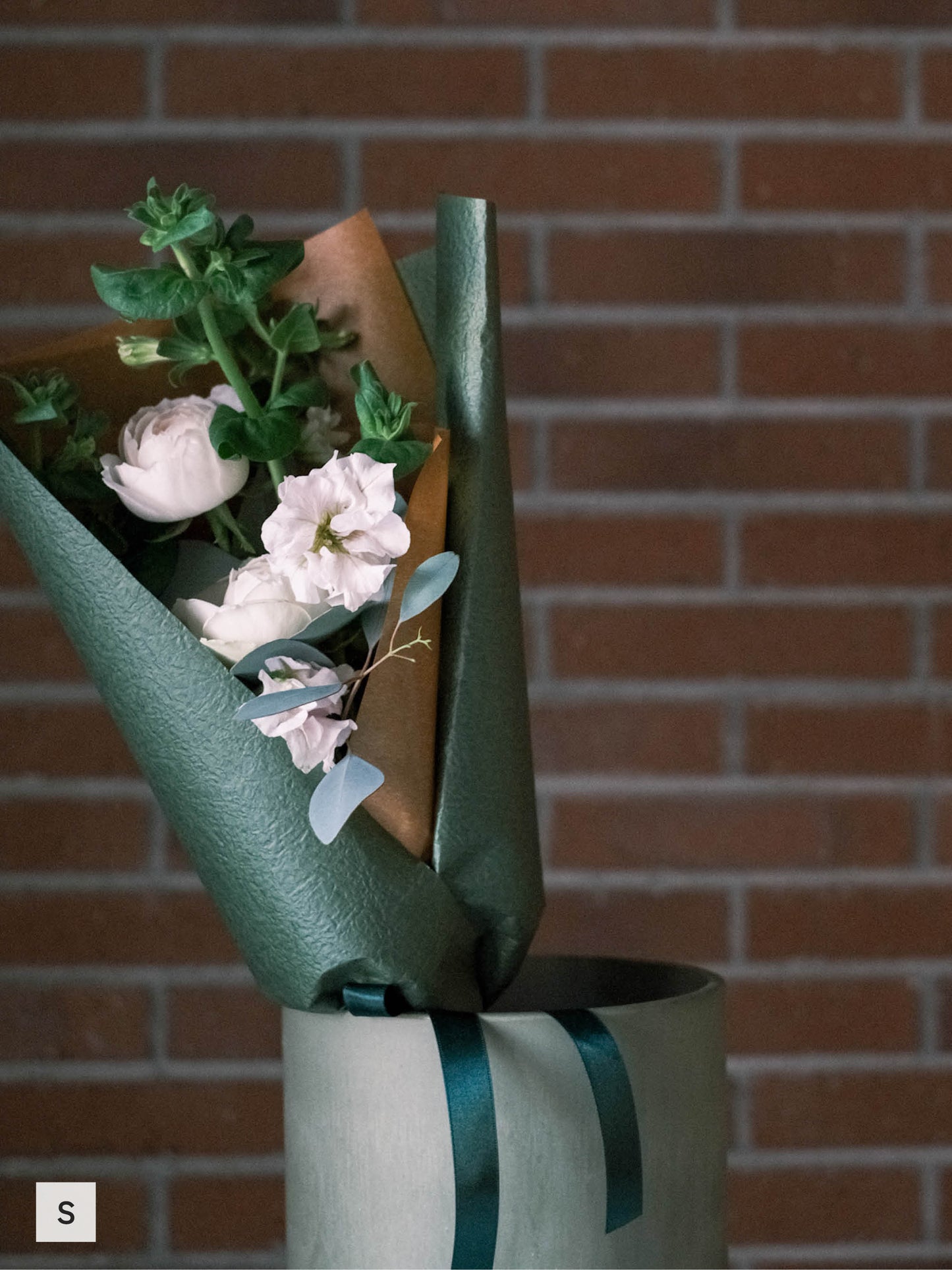 SAISON style ブーケ calm（白グリーン系）